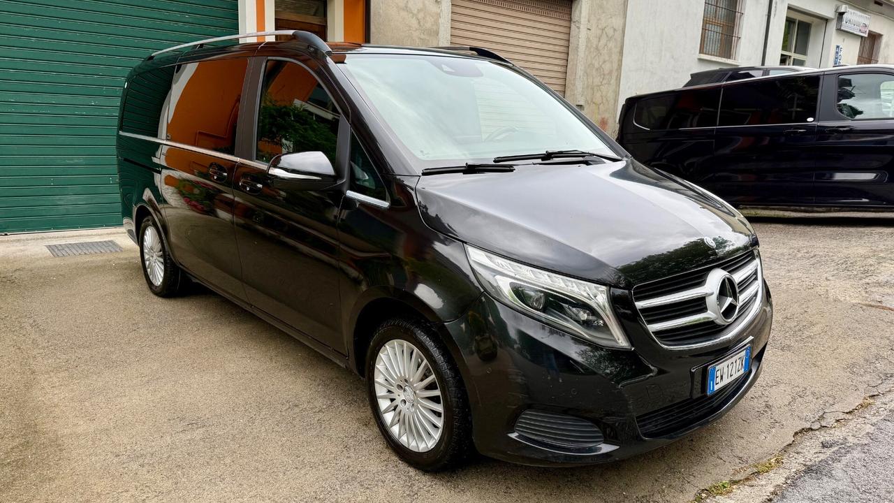 Mercedes-benz V 220 CDI Executive 8 posti