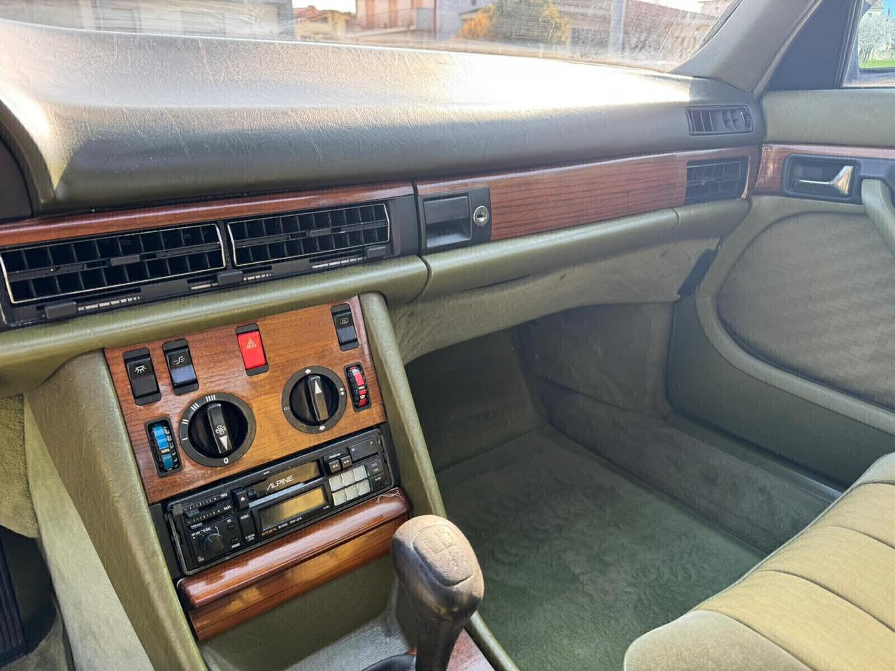 Mercedes-benz S-Series 280 SE
