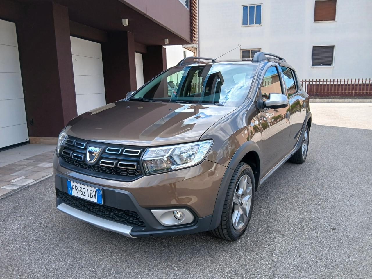 Dacia Sandero Stepway 0.9 TCe 12V TurboGPL 90CV tua a € 164 mese