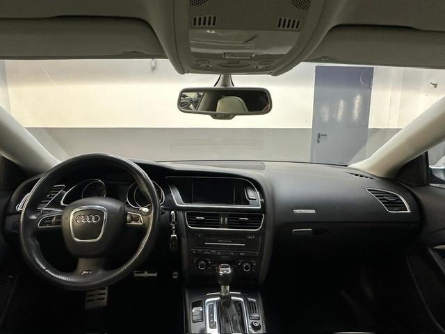 Audi RS5 RS 5 Coupé 4.2 V8 FSI quattro S tronic