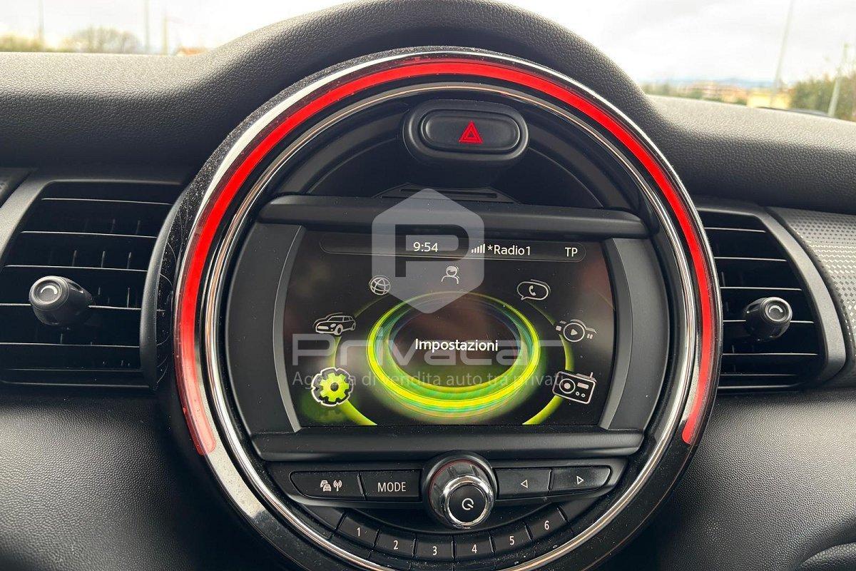 MINI Mini 1.5 Cooper D 5 porte