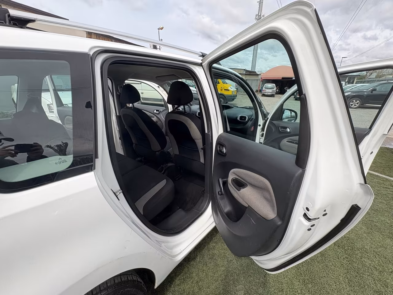 Citroen C3 Picasso 1.6 Diesel 68kw 92CV