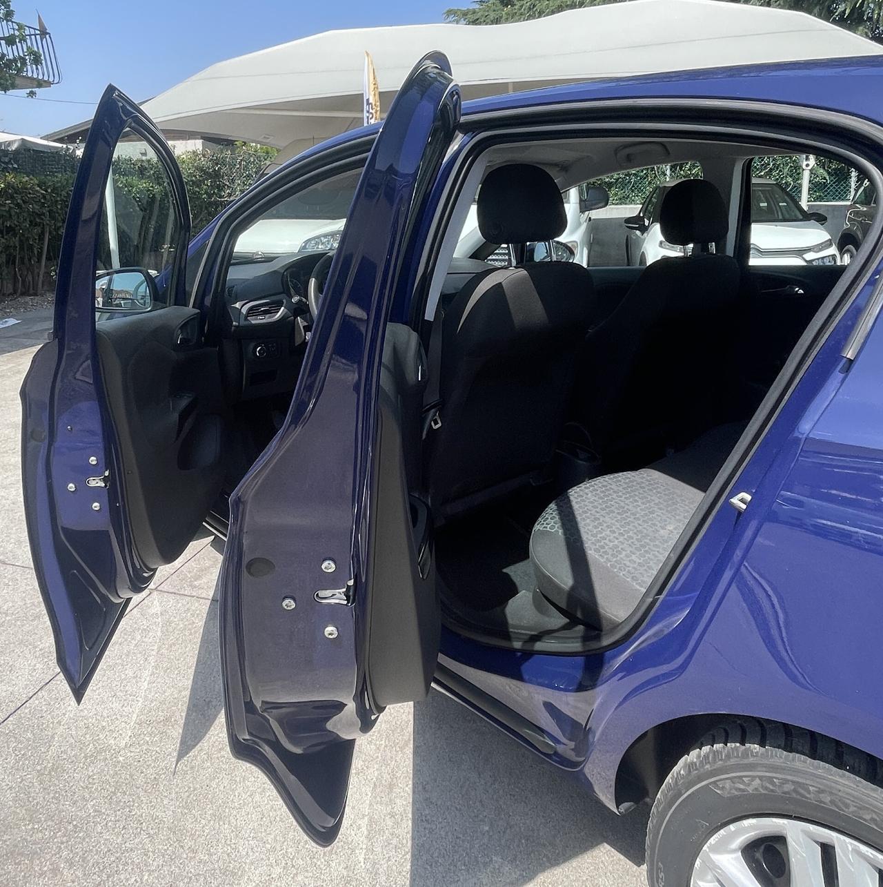 Opel Corsa E 1.200 - 5 porte neopatentati