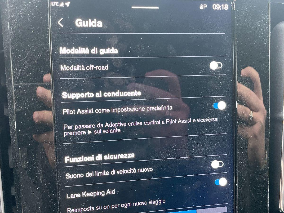 VOLVO - XC40 - B3 automatico Core