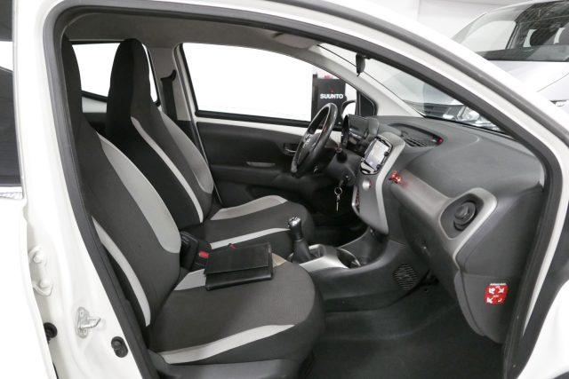 TOYOTA Aygo 1.0 VVT-i 69 CV 5 porte x-play TSS
