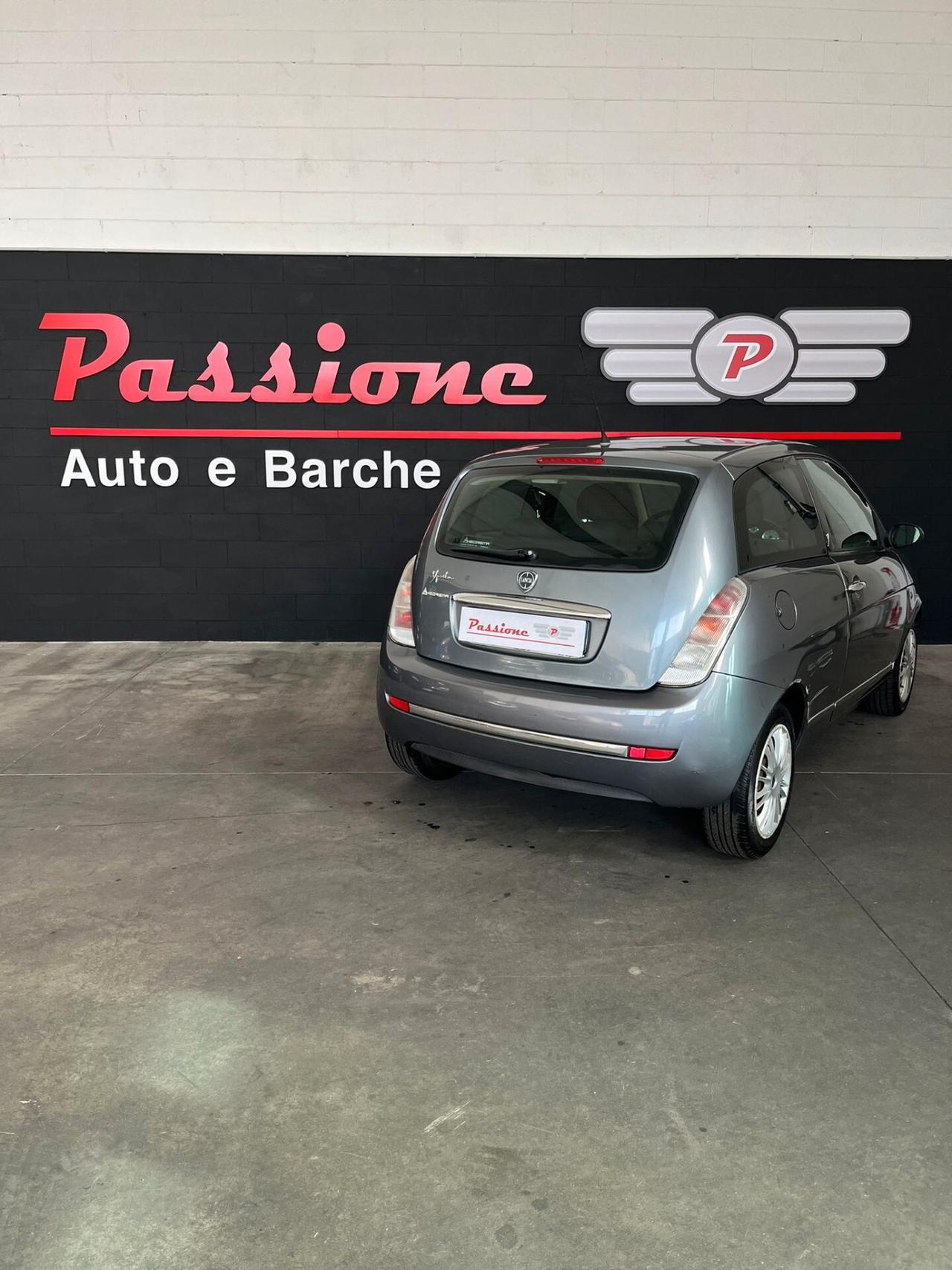 Lancia Ypsilon 1.2 Oro Plus