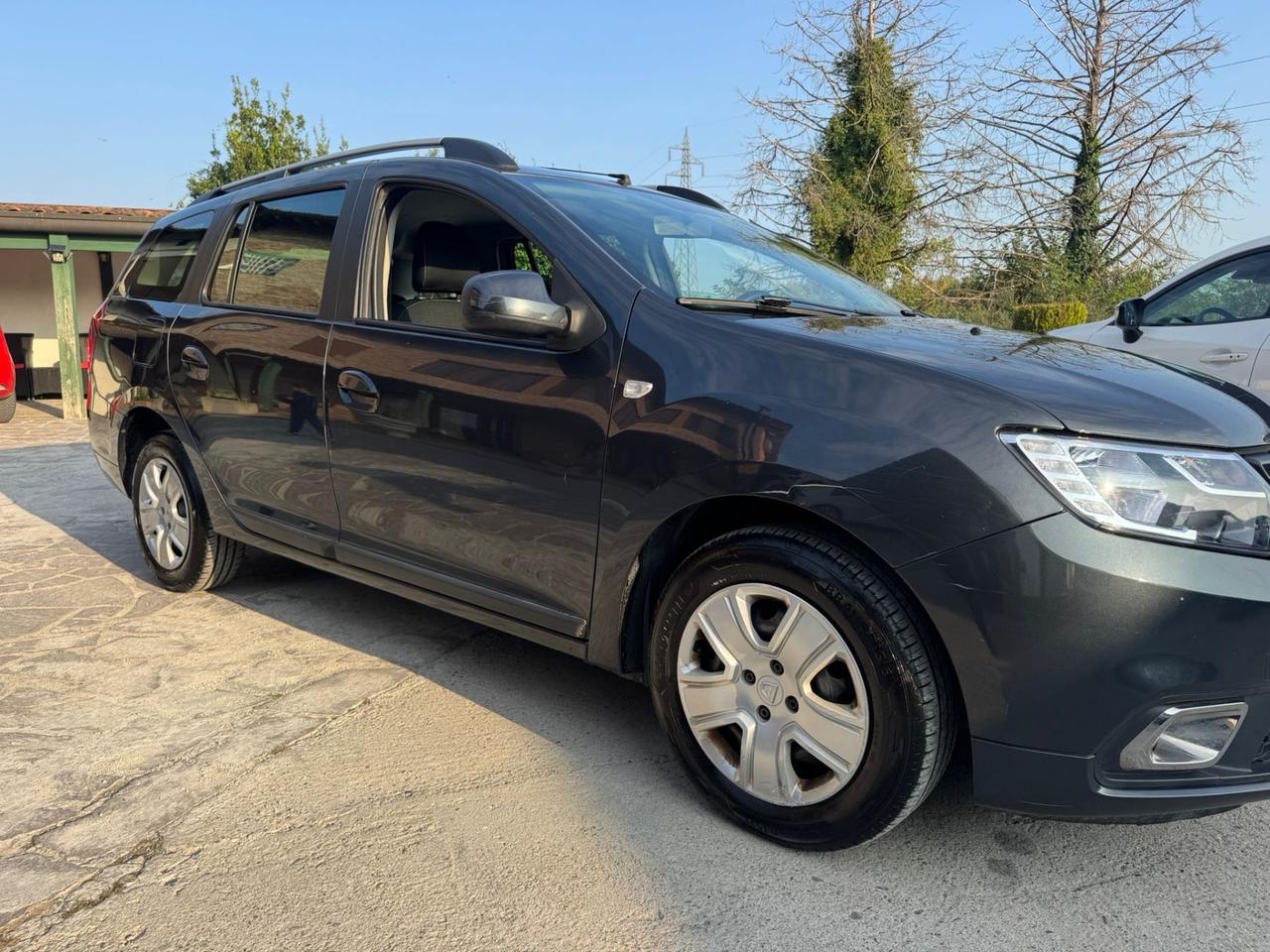 Dacia Logan MCV 0.9 TCe 12V 90CV Start&Stop Lauréate neopatentati