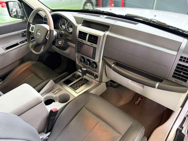 Jeep Cherokee Cherokee IV 2008 2.8 crd Limited auto dpf