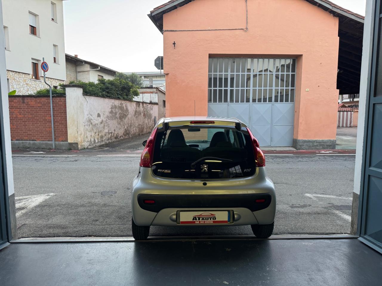 Peugeot 107 1.0 68CV 5p. Desir