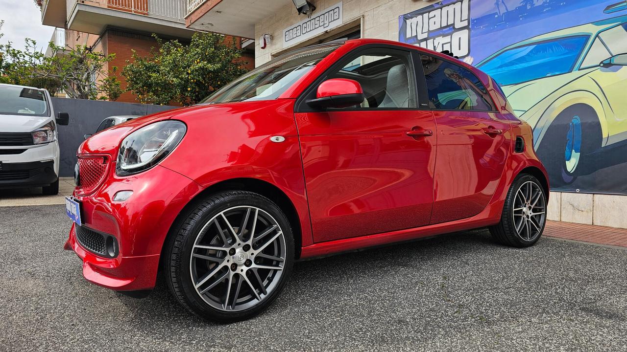 Smart ForFour BRABUS XCLUSIVE CABRIO 0.9 Turbo 109cv TwinamicUNIPRO' FULL OPT