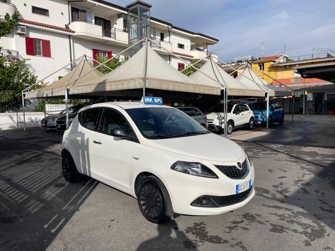 Lancia Ypsilon 1.2 69 CV 5 porte GPL Ecochic Silver ITALIANA UNICO PROPRIETARIO!!!