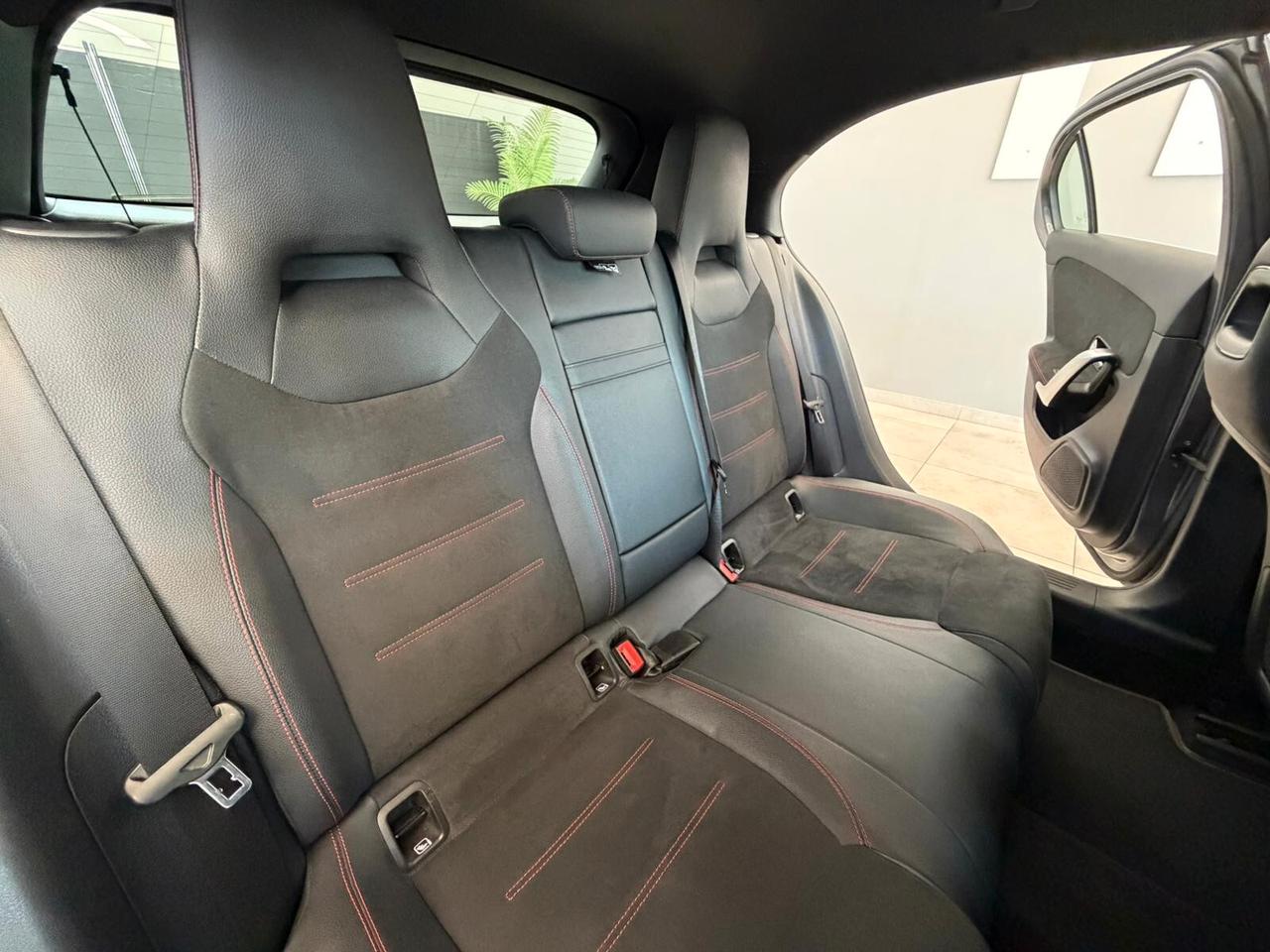 Mercedes-benz A 200 d Premium