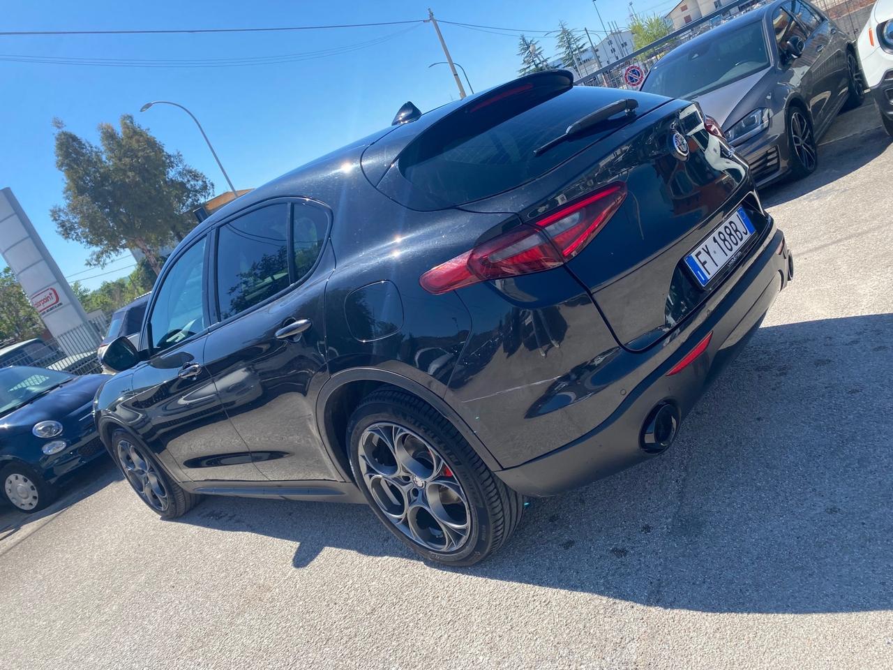 Alfa Romeo Stelvio 2.2 Turbodiesel 180 CV AT8 RWD Super