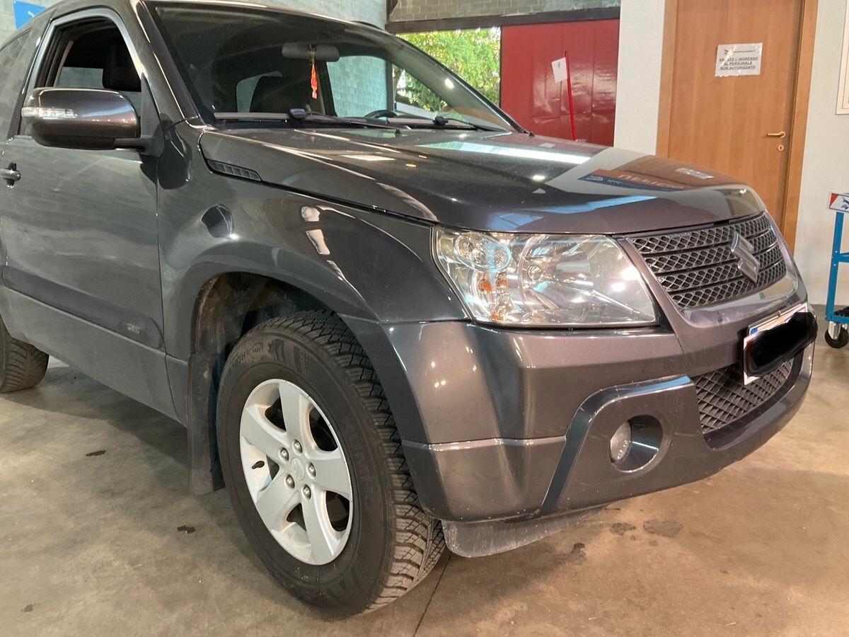 Suzuki Grand Vitara 1.9 DDiS 3 porte 4x4 2010