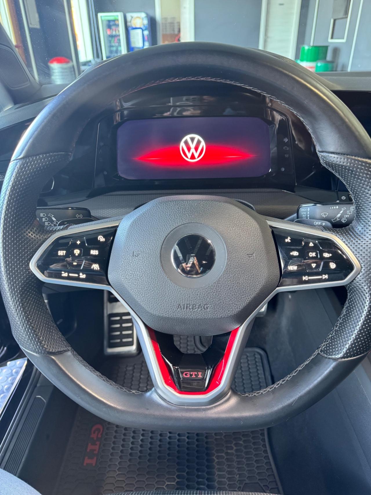 Volkswagen Golf 2.0 TSI GTI