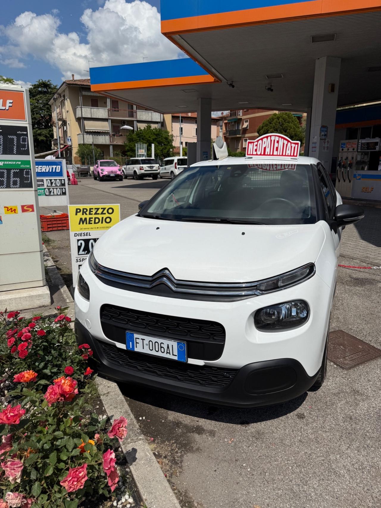 Citroen C3 BlueHDi 100 S&S Van Live