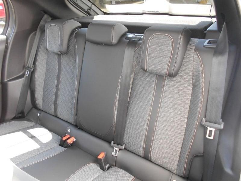 Peugeot 208 110 hybrid Allure Navigat Finanziato