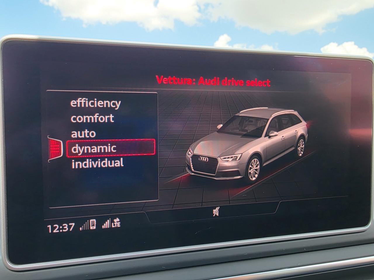 Audi A4 - 2.0 TDI 190cv 3xS line Black edition