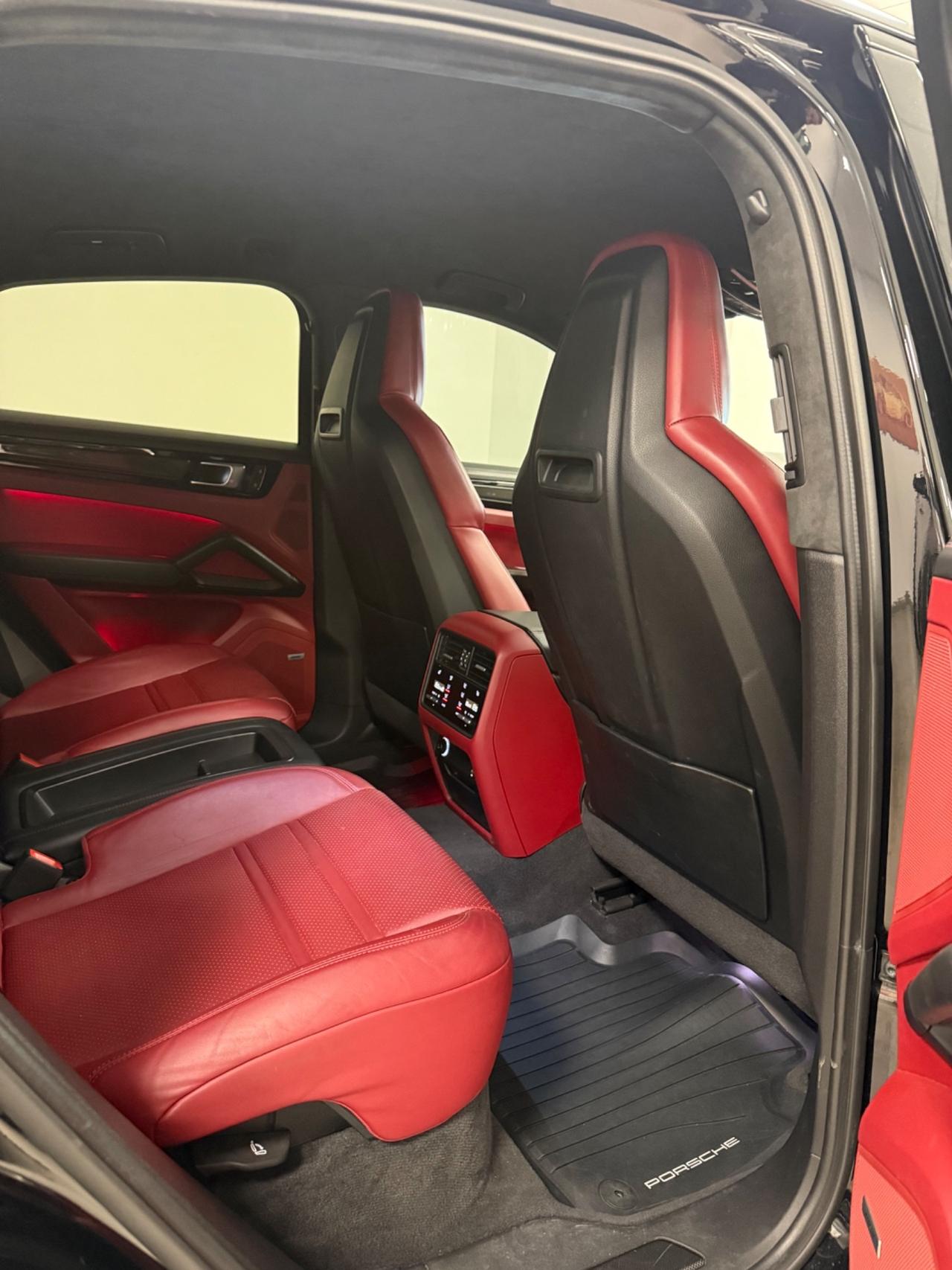 Porsche Cayenne Coupé 4.0 Turbo GT