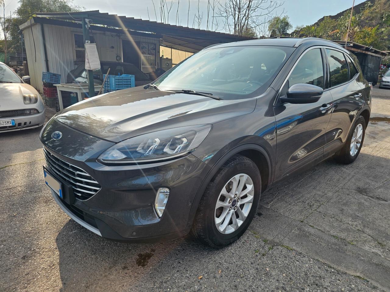 Ford Kuga St-line --2.0.2.1.