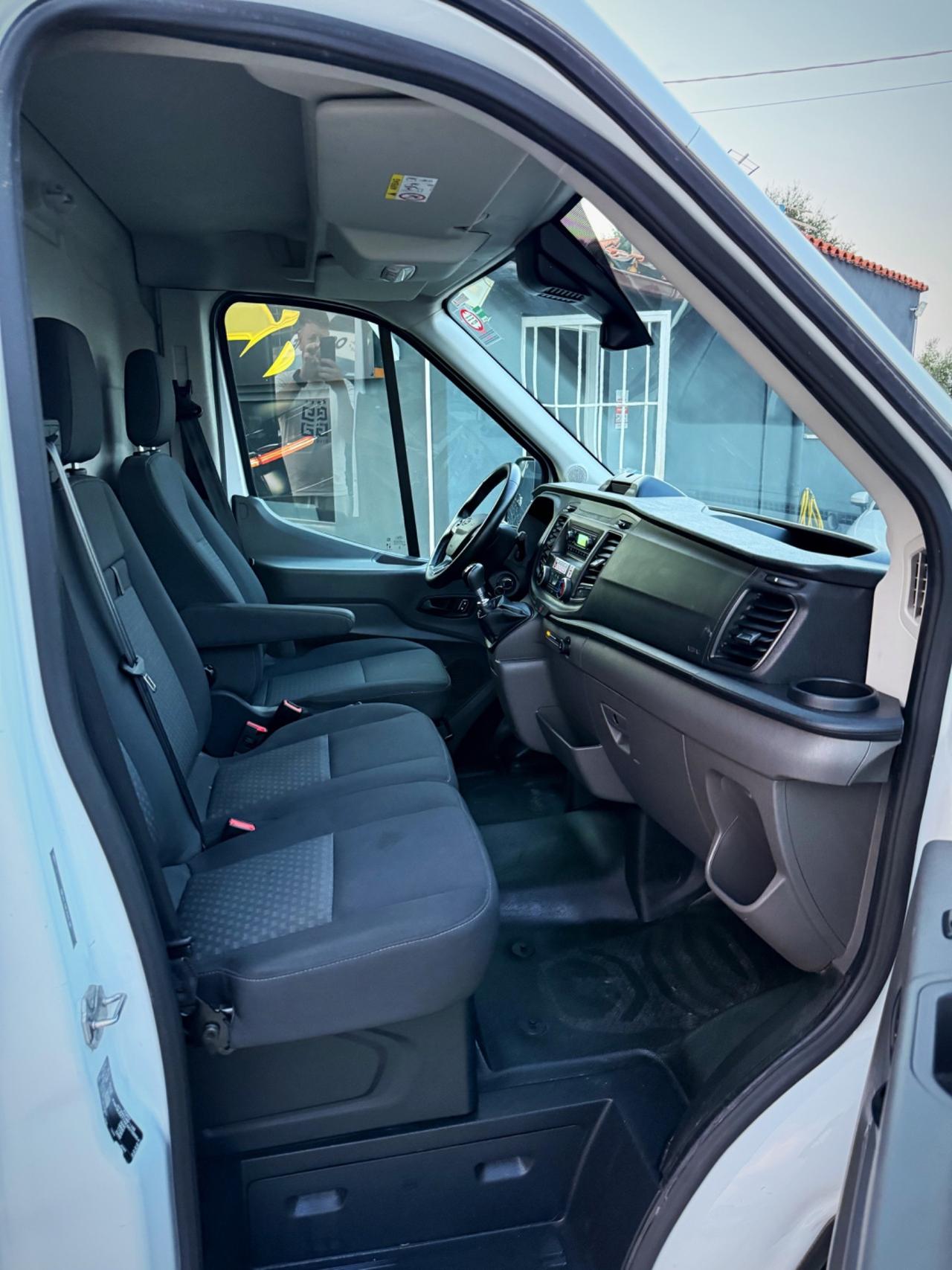 Ford Transit 350 2.0TDCi EcoBlue 170CV PL-SL-TA Furg. Jumbo Trend