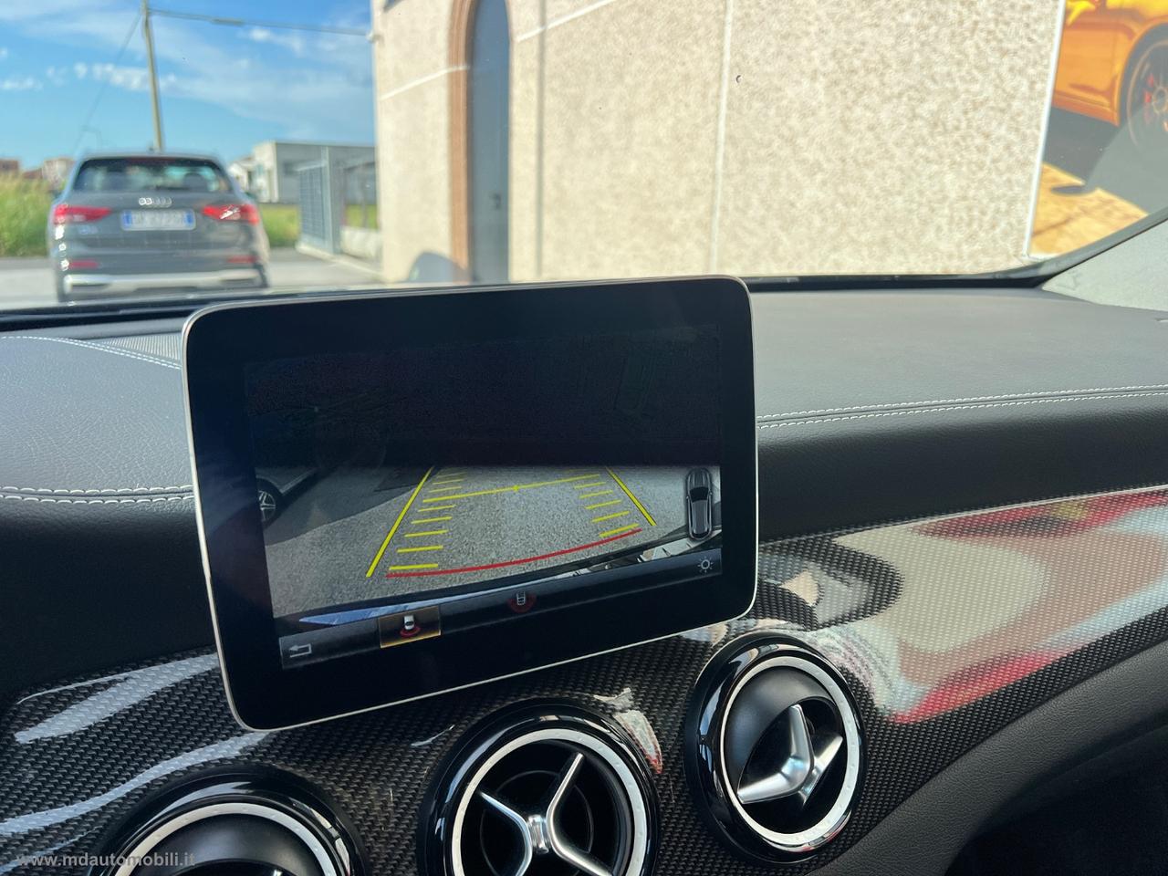 MERCEDES-BENZ GLA 200 Premium EDITION TETTO AUTOMATICA 19 STUPENDA