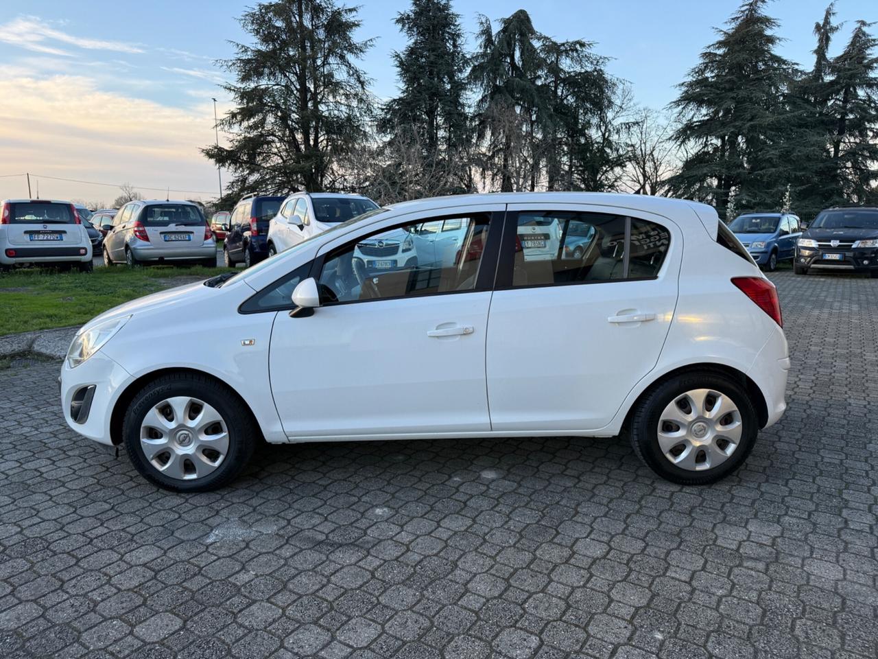 Opel Corsa 1.2 b. |5 porte Edition