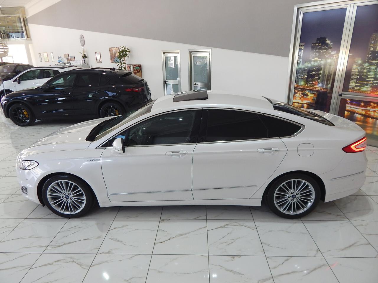 Ford Mondeo 4p 2.0 TDCI Vignale AWD Aut. TETTO-NAVI-PELLE-PARK