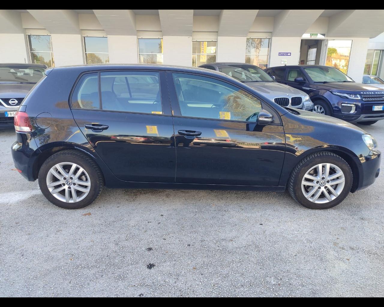 VOLKSWAGEN Golf 6ª serie - Golf 2.0 TDI 140CV DPF 4m. 5p. Highline