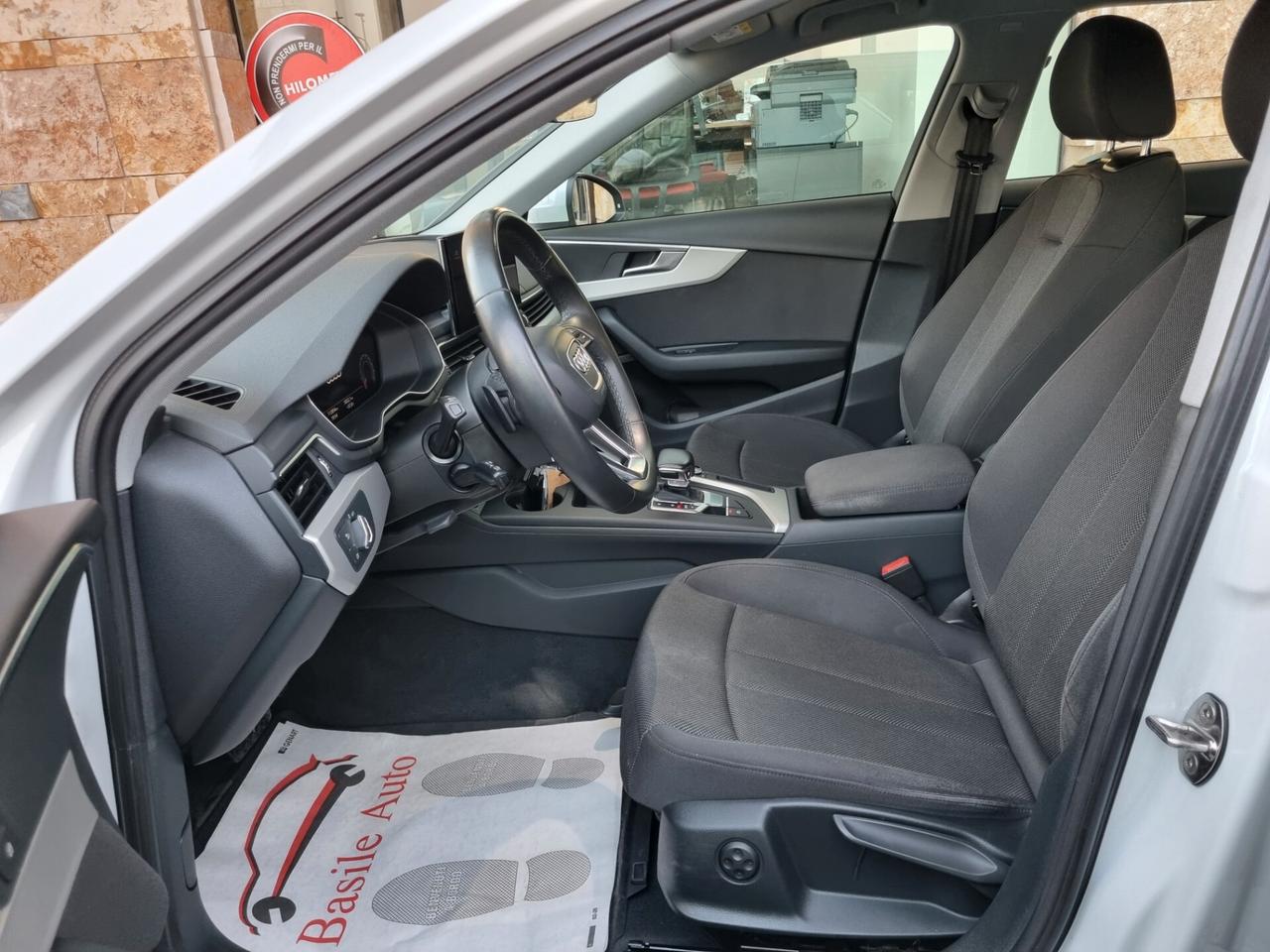 Audi A4 V Avant 35 2.0 tdi mhev 163cv s-tronic