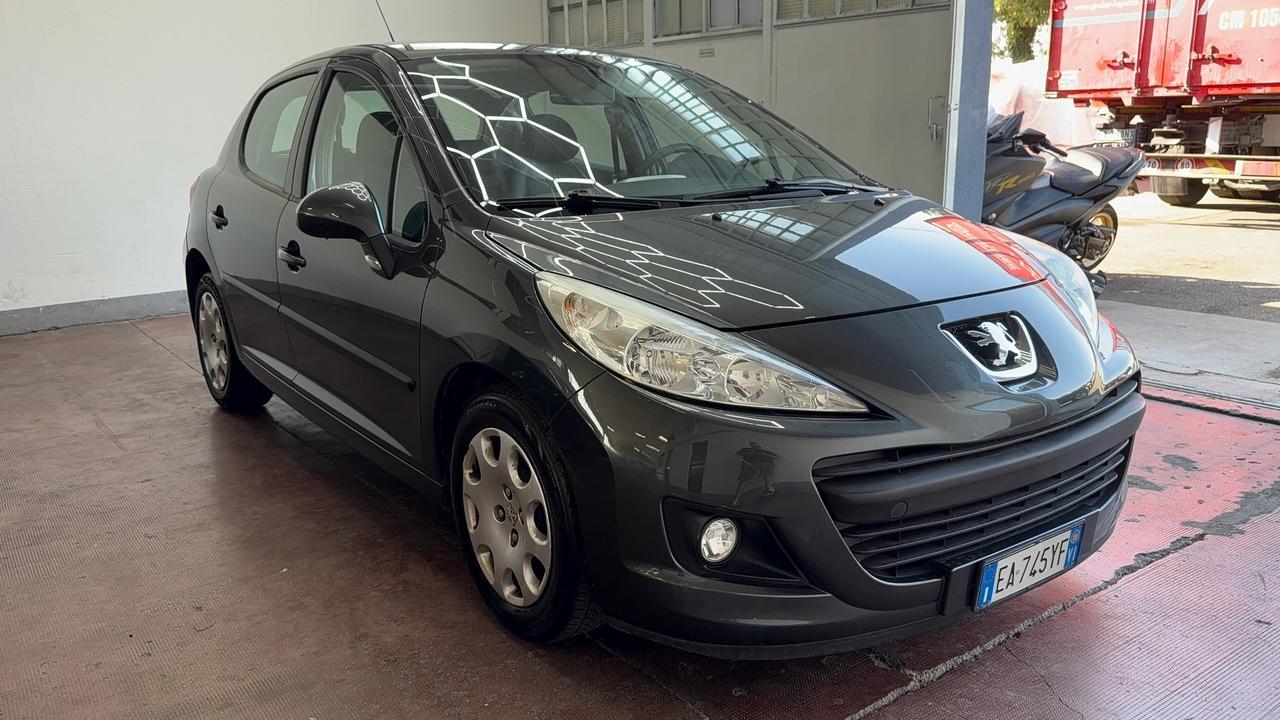Peugeot 207 1.4 8V 75CV 5p. Energie Sport ECO GPL