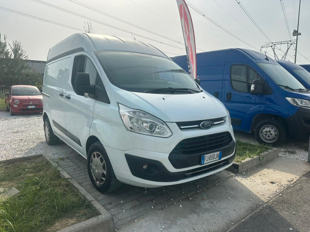 Ford Transit Custom 270 2.0 TDCi 130 PC Furgone Titanium