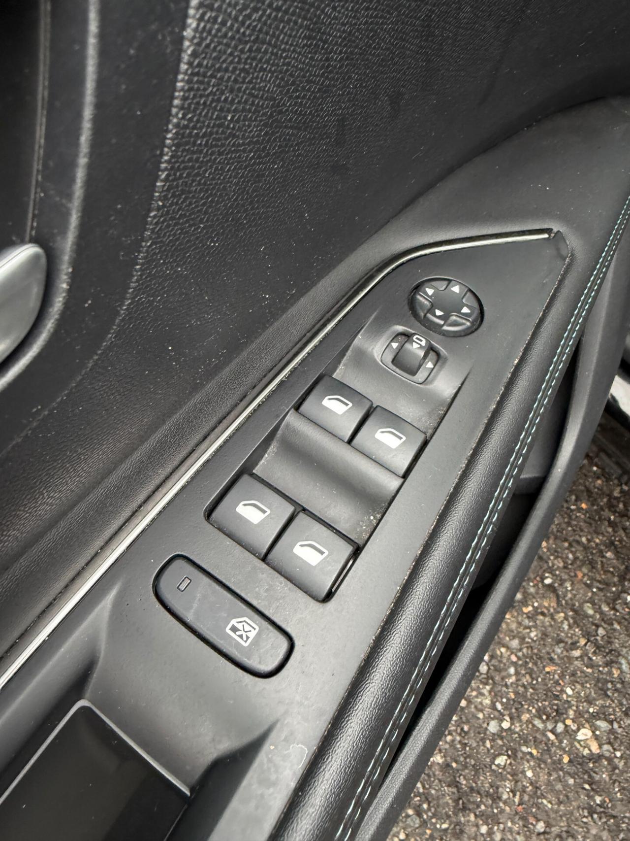 Peugeot 3008 Hybrid 225 e-EAT8 Allure Pack