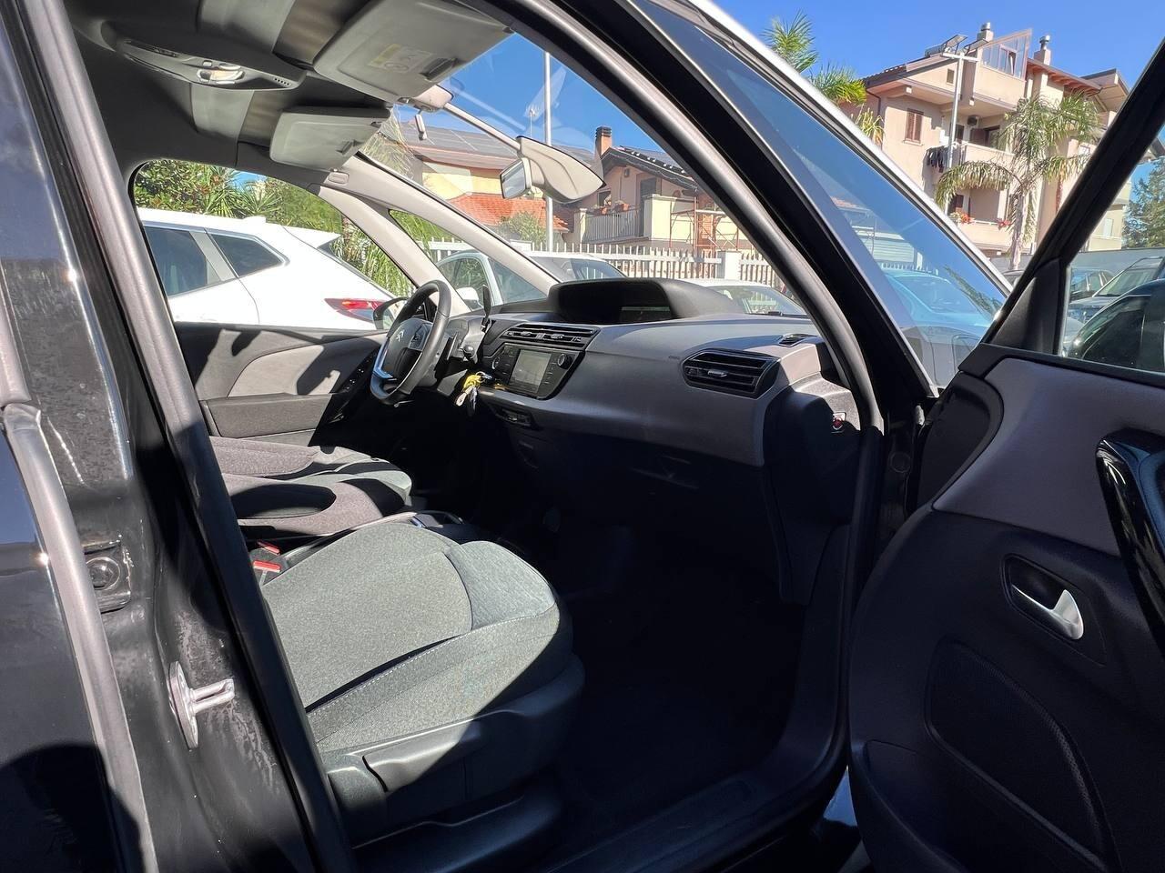 Citroen Grand C4 Picasso II 2017 1.6 bluehdi Sh
