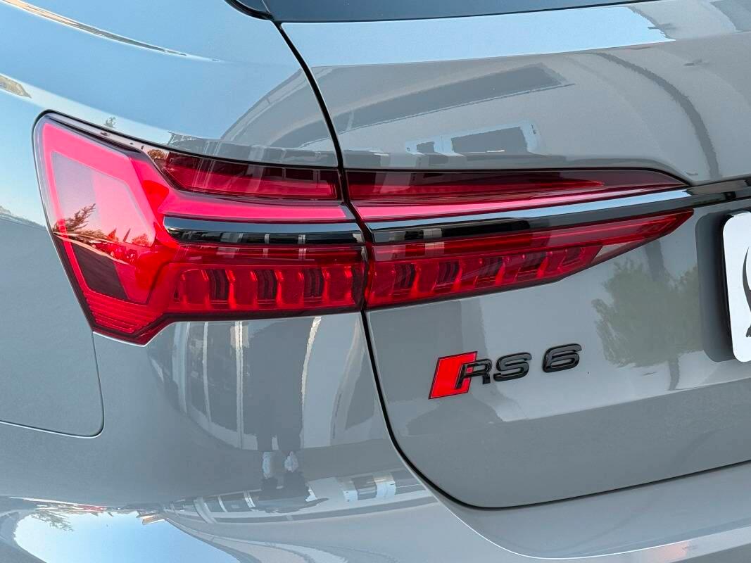 Audi A6 Avant RS6 4.0 mhev quattro tiptronic