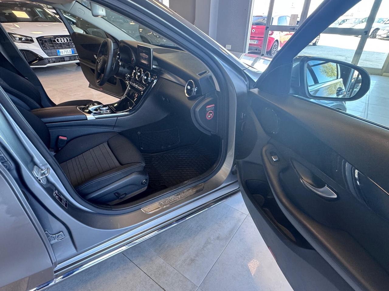 MERCEDES C220 CDI EXECUTIVE AUTOMATICA PLUS