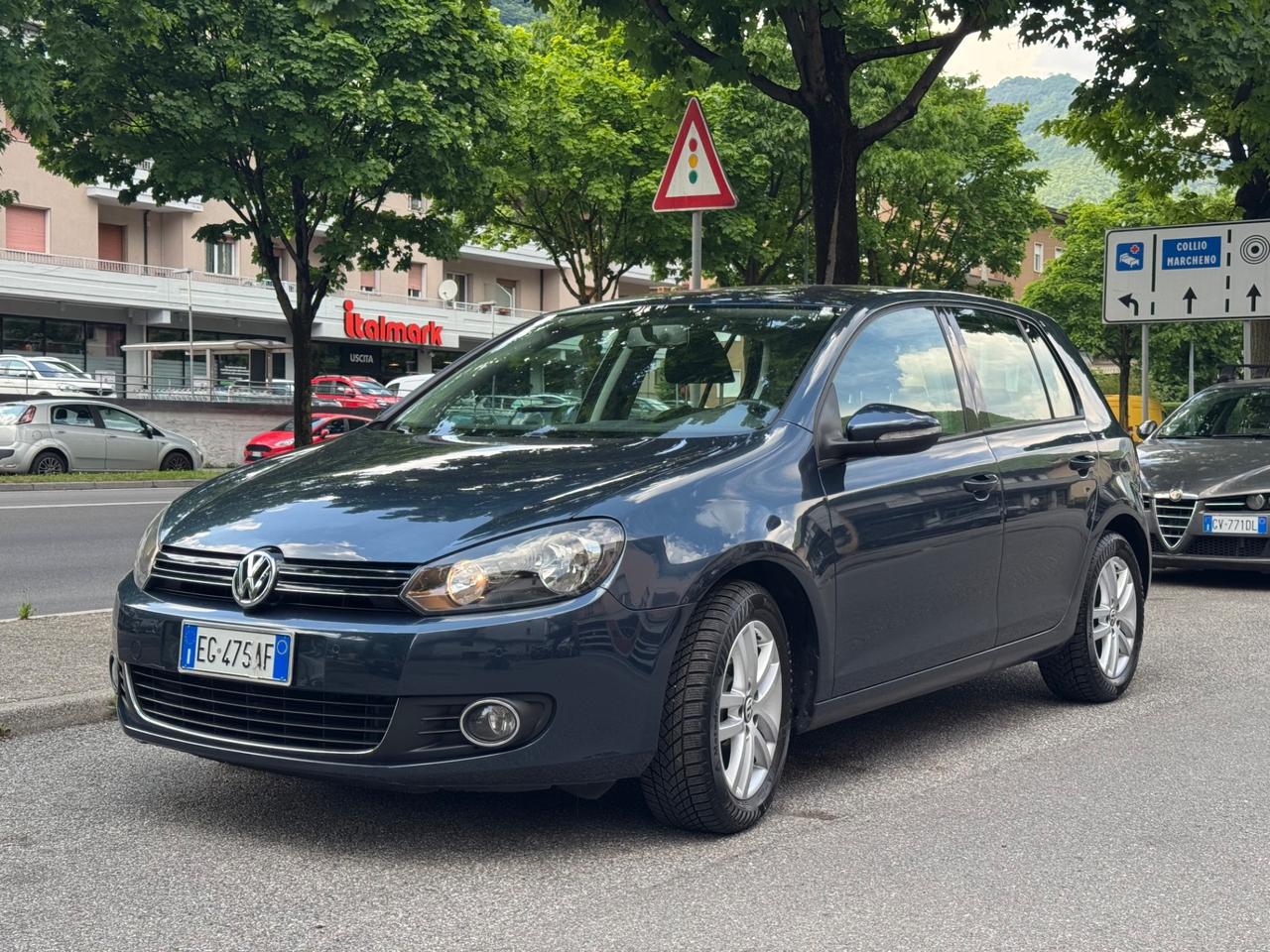 Volkswagen Golf 1.6 TDI DPF 5p. Highline