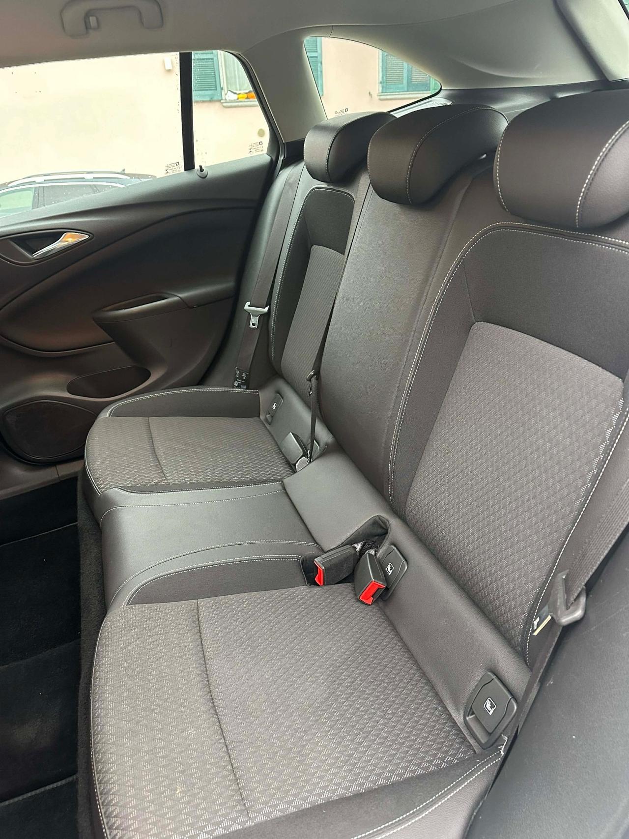 Opel ASTRA 1.6 CDTi 136CV SPORTS TOURER INNOVATION KMCERT