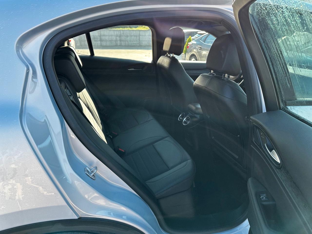 Alfa Romeo Stelvio 2.2 Turbodiesel 160 CV AT8 RWD Sprint