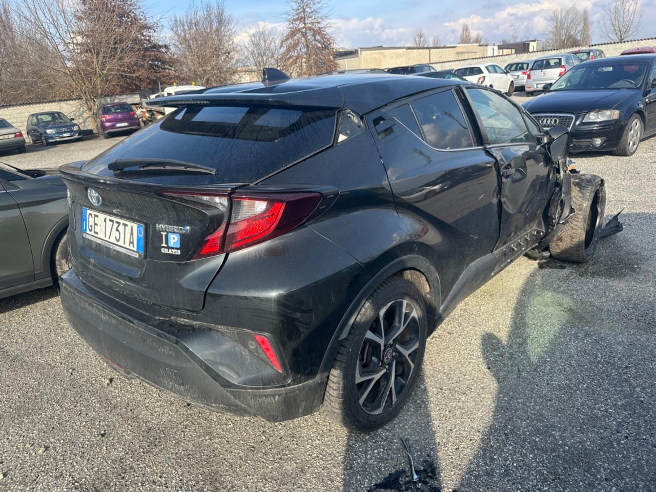 Toyota C-HR 1.8 Hybrid E-CVT Lounge