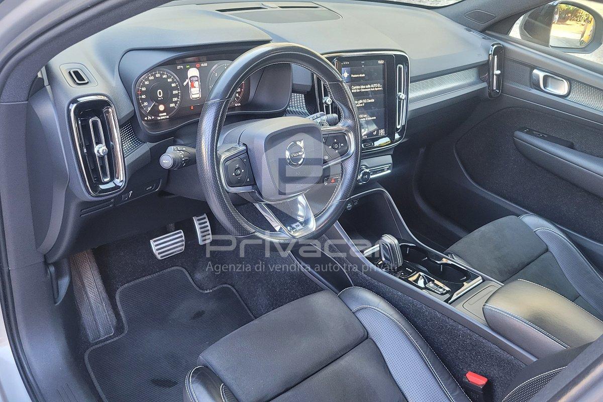 VOLVO XC40 D4 AWD Geartronic R-design