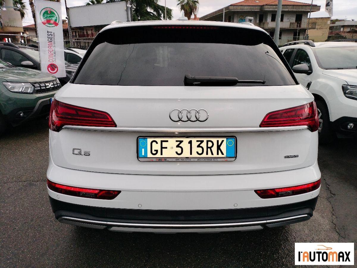 AUDI - Q5 40 2.0 tdi mhev 12V Business Advanced quattro s-tronic