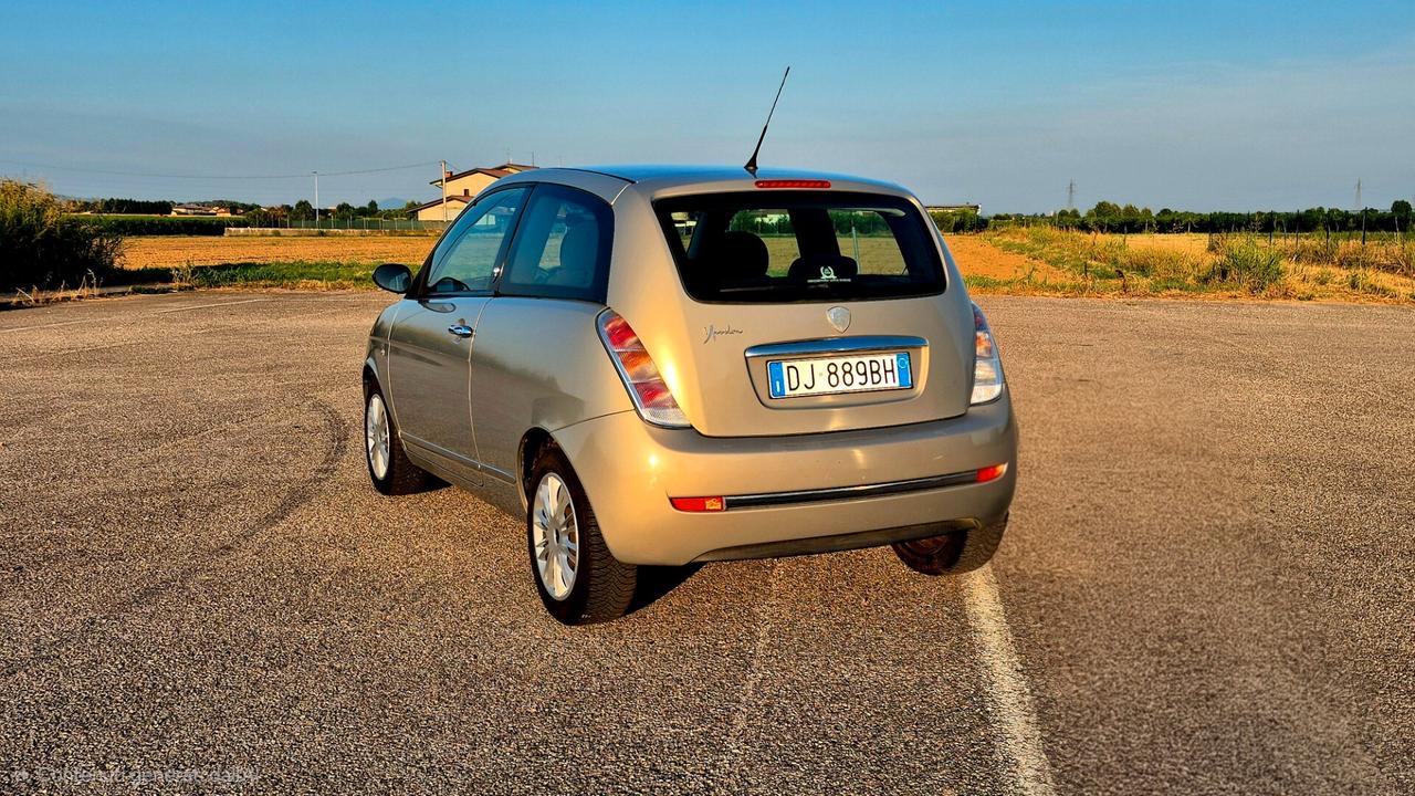 Lancia Ypsilon 144.000KM NESSUN LAVORO DA FARE