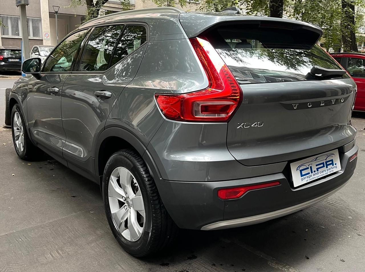 Volvo XC40 T4 AWD Geartronic Momentum