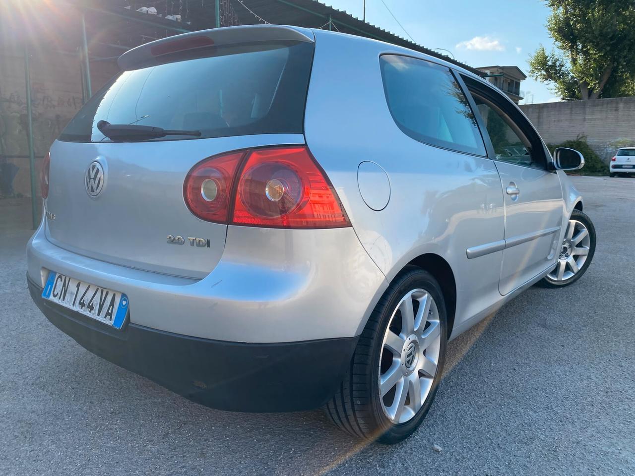 Volkswagen Golf 2.0 tdi 140cv full 2004