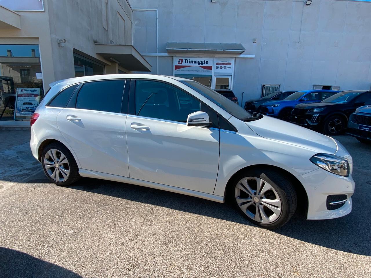 Mercedes-benz B 180 110CV | 2017