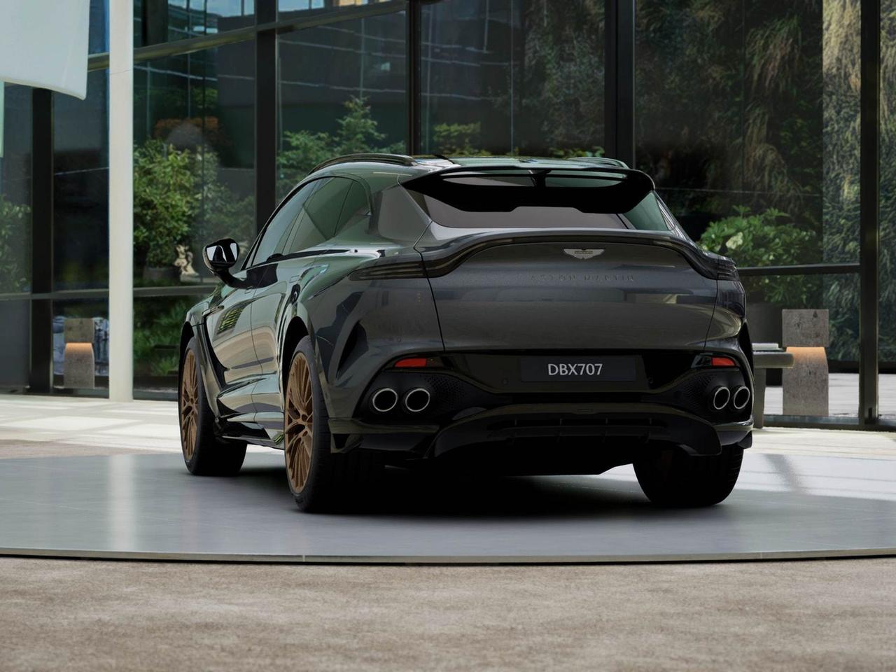 ASTON MARTIN DBX 707 26MY
