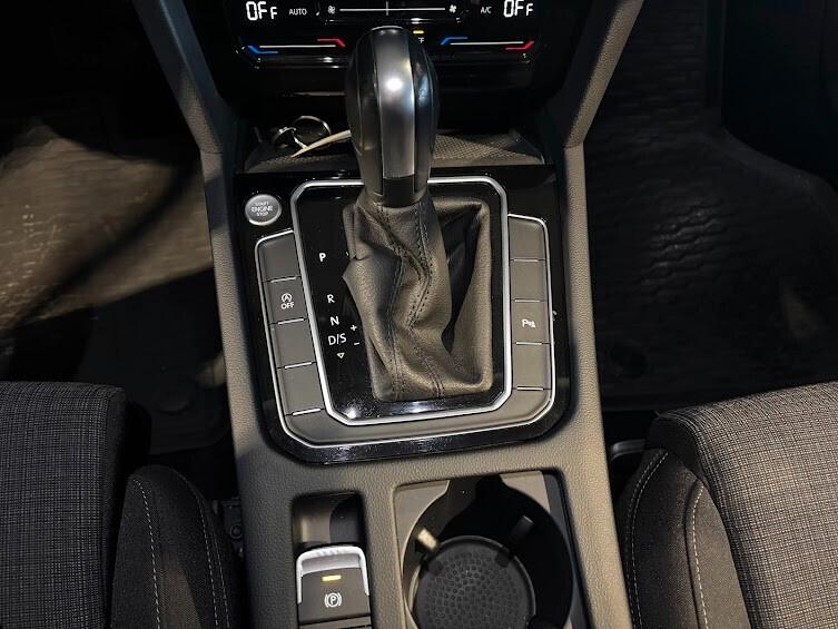 Volkswagen Passat Variant 2.0 TDI SCR EVO DSG 122cv