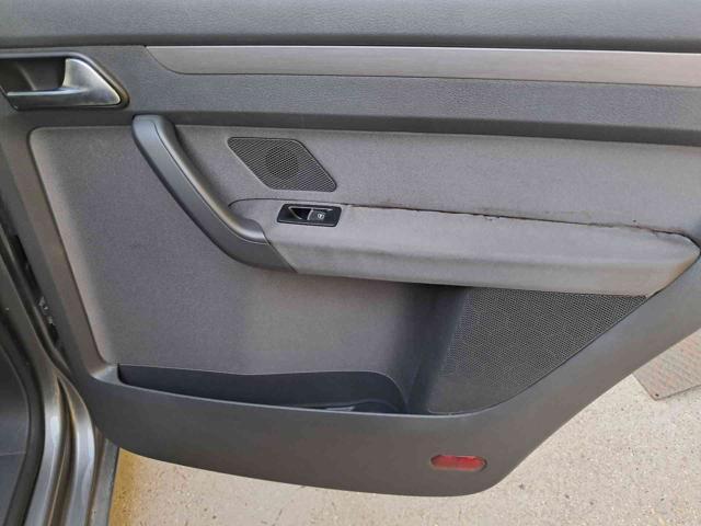 VOLKSWAGEN Touran 1.4 TSI Highline EcoFuel