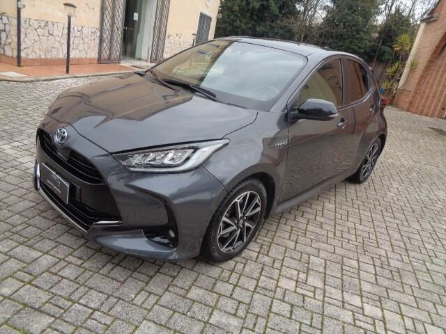 Toyota Yaris 1.5 Hybrid 5 porte Lounge NESSUN VINCOLO DI FINANZIAMENTO